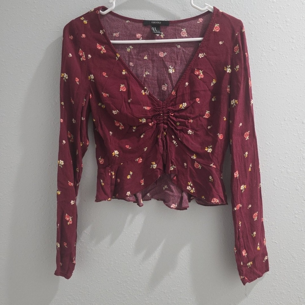 Forever 21 Long Sleeve Babydoll top size medium floral sinch top casual